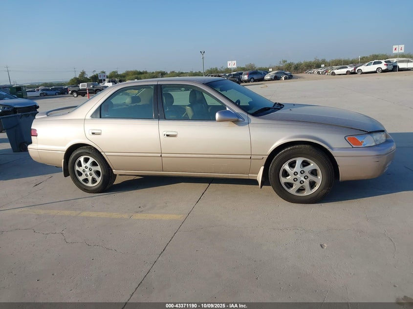 1998 Toyota Camry Xle V6 VIN: JT2BF28KXW0092261 Lot: 43371190