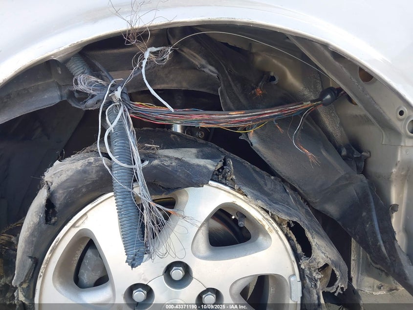 1998 Toyota Camry Xle V6 VIN: JT2BF28KXW0092261 Lot: 43371190