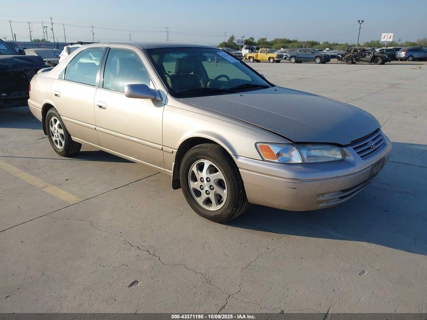 JT2BF28KXW0092261 1998 TOYOTA CAMRY photo no. 4