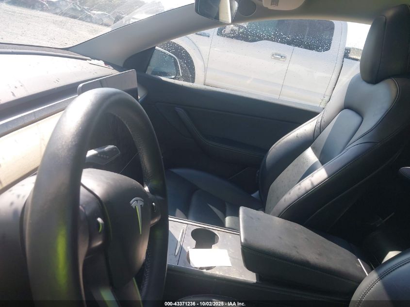 2021 Tesla Model Y Long Range Dual Motor All-Wheel Drive VIN: 5YJYGAEE9MF193782 Lot: 43371236