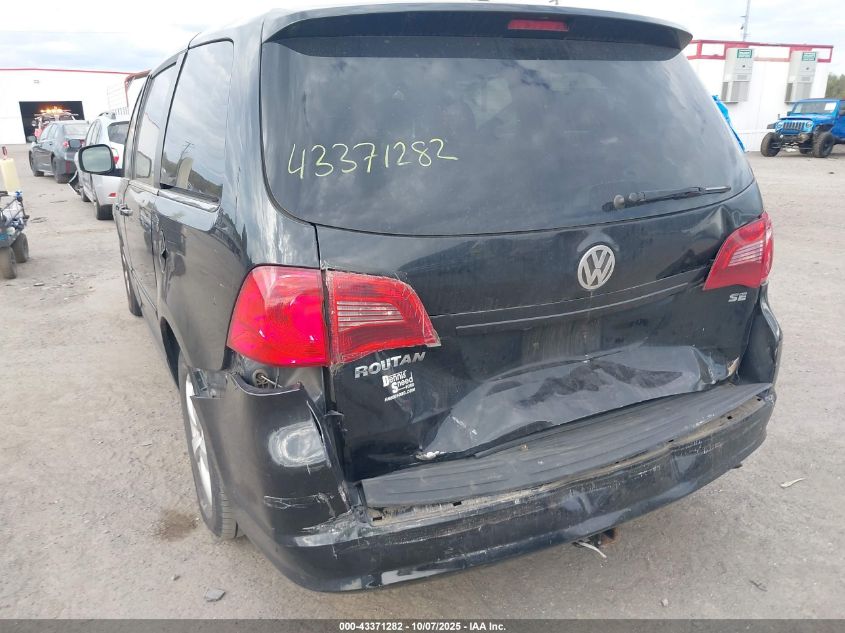 2010 Volkswagen Routan Se VIN: 2V4RW3D18AR296215 Lot: 43371282