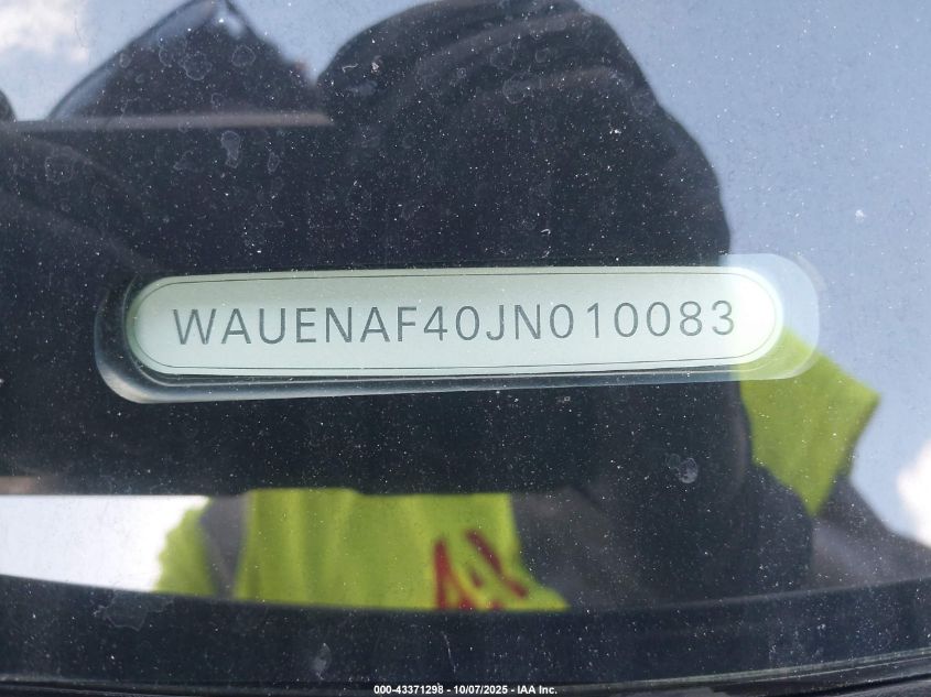 2018 Audi A4 2.0T Premium/2.0T Tech Premium VIN: WAUENAF40JN010083 Lot: 43371298