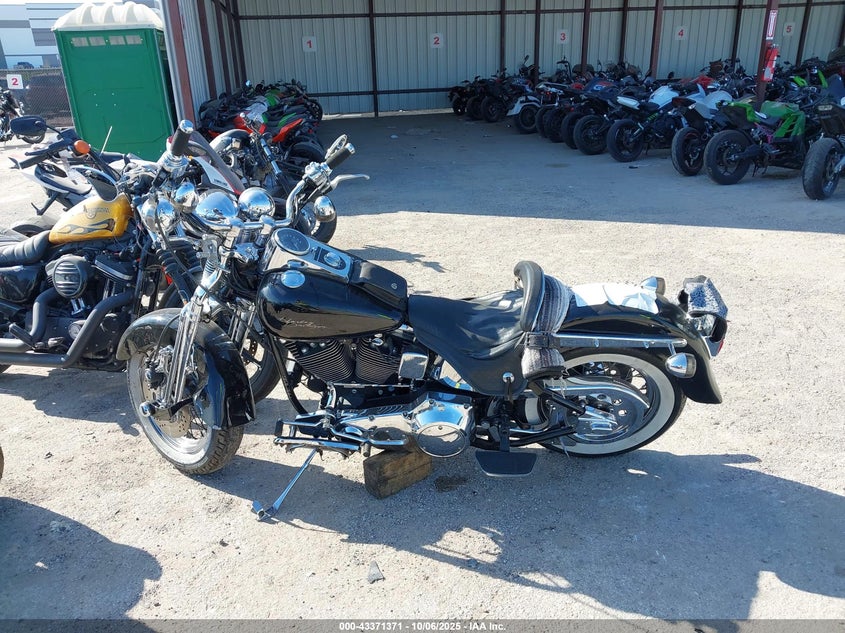 1997 Harley-Davidson Flsts VIN: 1HD1BRL11VY010650 Lot: 43371371