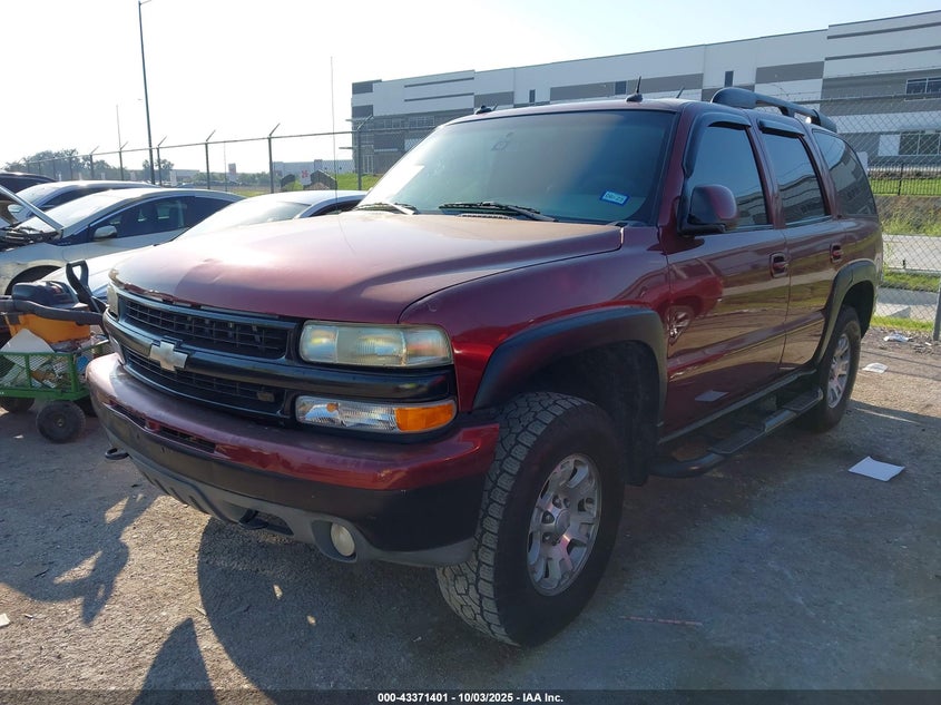 1GNEC13Z63R231084 2003 CHEVROLET TAHOE photo no. 2