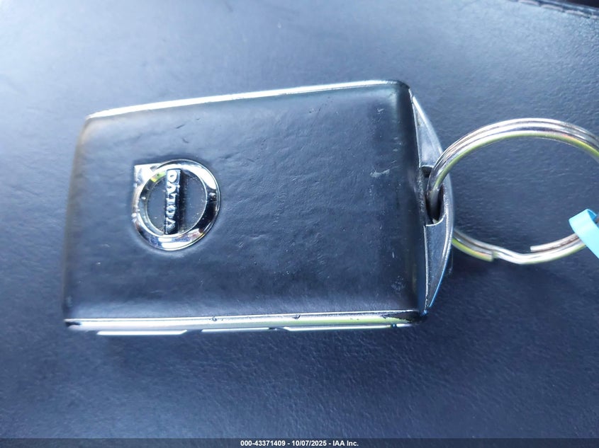 2019 VOLVO S60 HYBRID T8 R-DESIGN 7JRBR0FMXKG018414