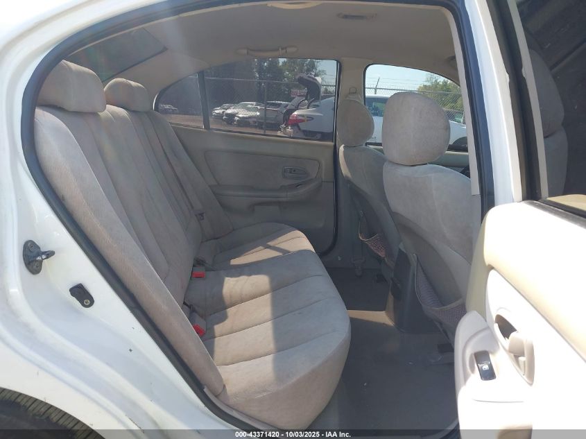 2005 Hyundai Elantra Gls/Gt VIN: KMHDN46D55U939385 Lot: 43371420