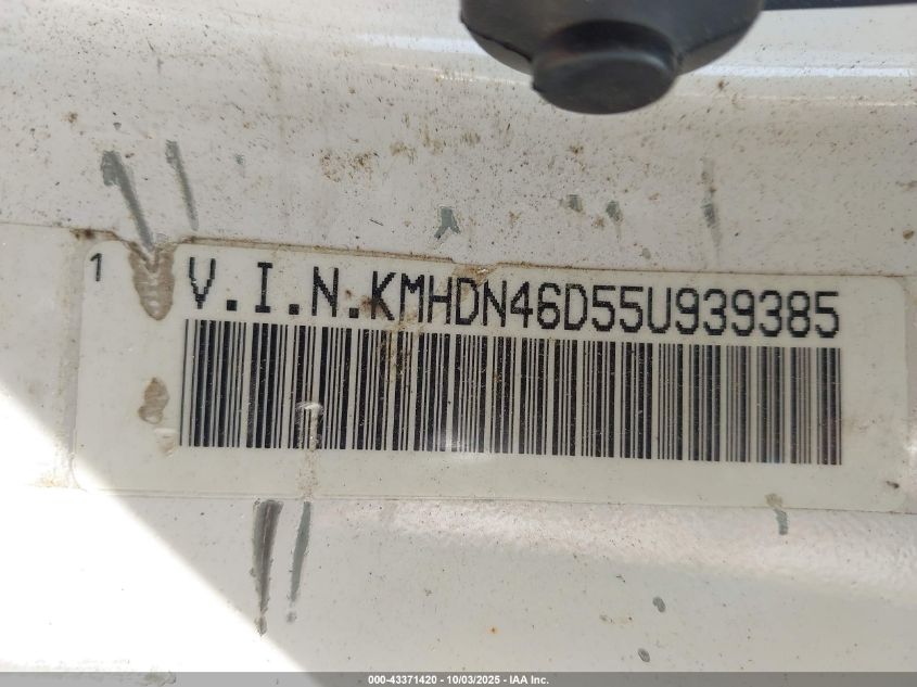 2005 Hyundai Elantra Gls/Gt VIN: KMHDN46D55U939385 Lot: 43371420