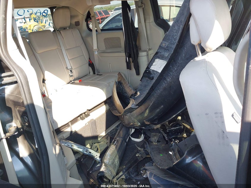 2011 Chrysler Town & Country Touring VIN: 2A4RR5DG4BR649188 Lot: 43371452