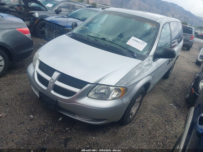 1B4GP24322B623571 2002 DODGE CARAVAN photo no. 2