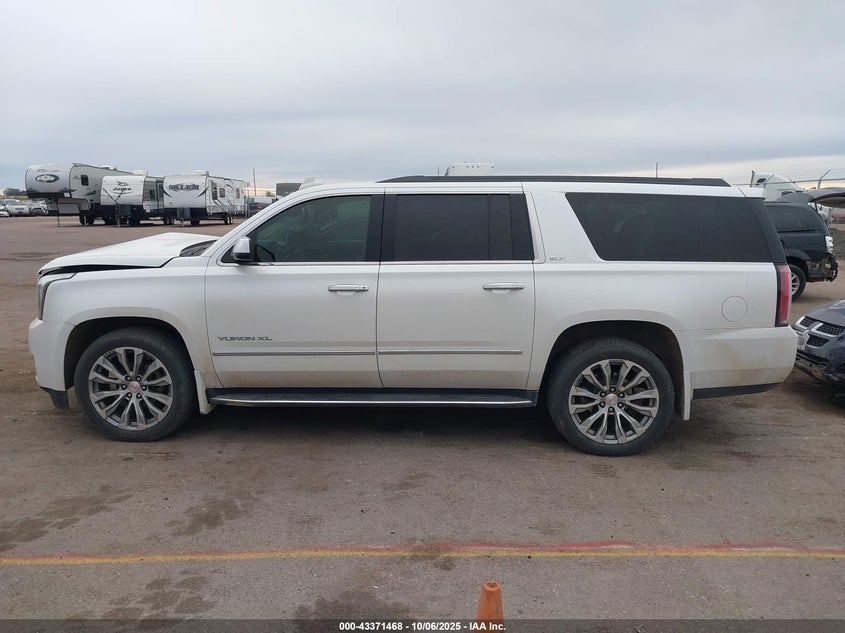 2016 GMC YUKON XL SLT 1GKS2GKC2GR338724