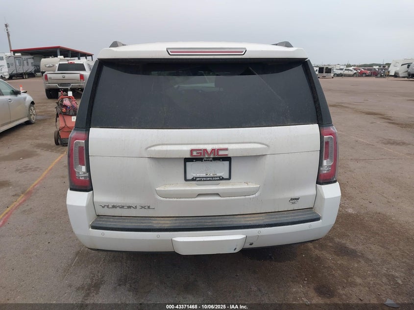 2016 GMC YUKON XL SLT 1GKS2GKC2GR338724