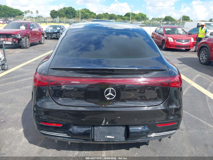 VIN W1KCG2DB0NA005853 2022 MERCEDES-BENZ EQS 450+