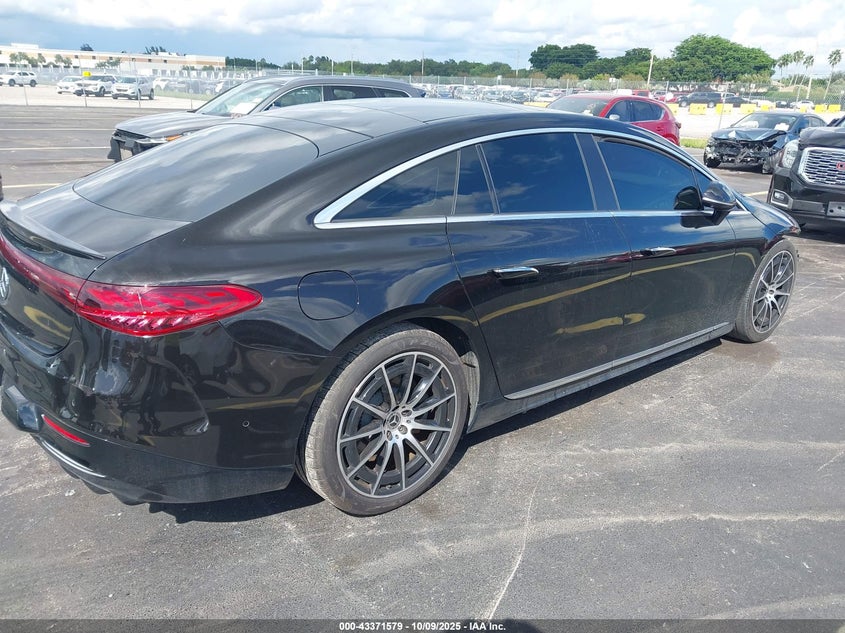 W1KCG2DB0NA005853 2022 MERCEDES-BENZ EQS photo no. 4