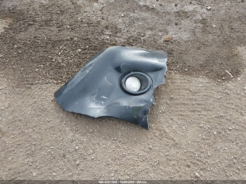 2011 Ford Escape Limited VIN: 1FMCU9EG9BKB21995 Lot: 43371649