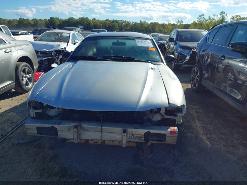 1998 Ford Mustang VIN: 1FAFP4042WF270813 Lot: 43371758