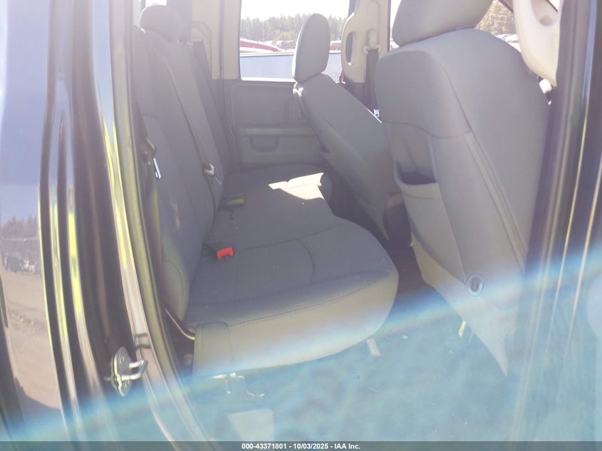 2013 RAM 1500 SLT - 1C6RR7GG3DS593217