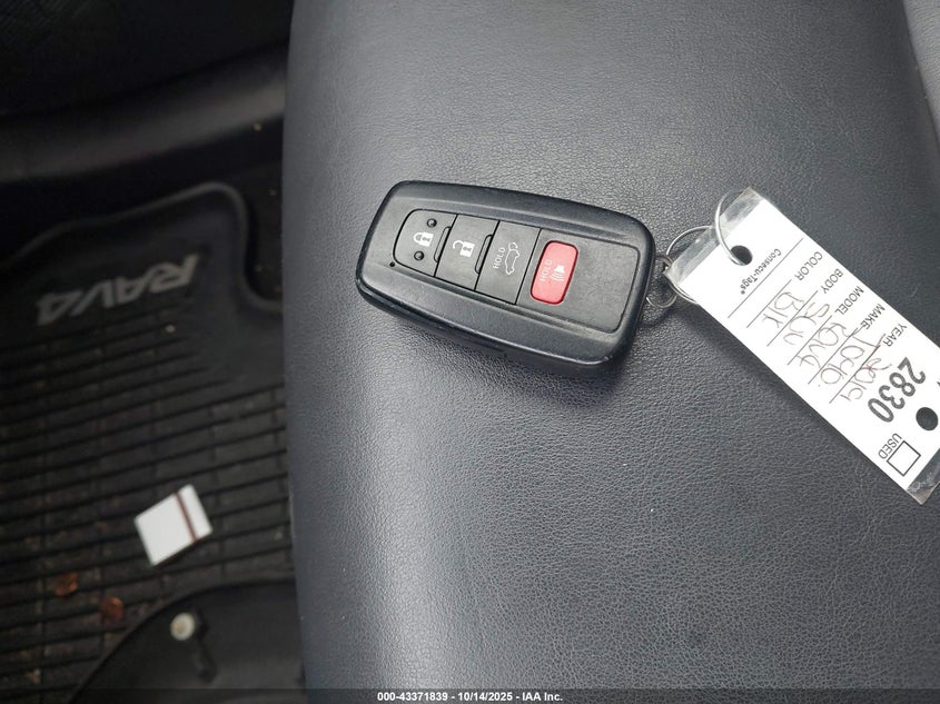 JTMA1RFV8KD009484 2019 TOYOTA RAV 4 photo no. 11