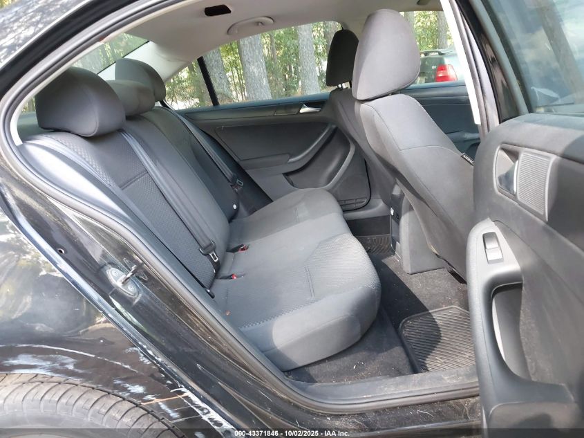 2012 Volkswagen Jetta 2.0L S VIN: 3VW2K7AJ4CM337076 Lot: 43371846