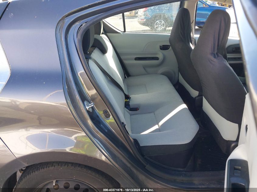 2014 Toyota Prius C One VIN: JTDKDTB31E1572282 Lot: 43371876