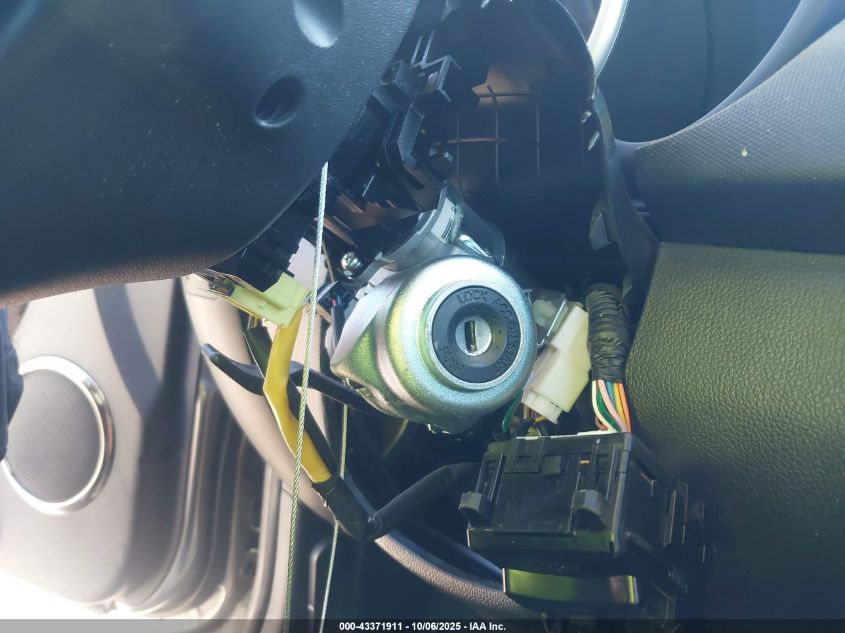 2013 Kia Soul + VIN: KNDJT2A65D7496808 Lot: 43371911