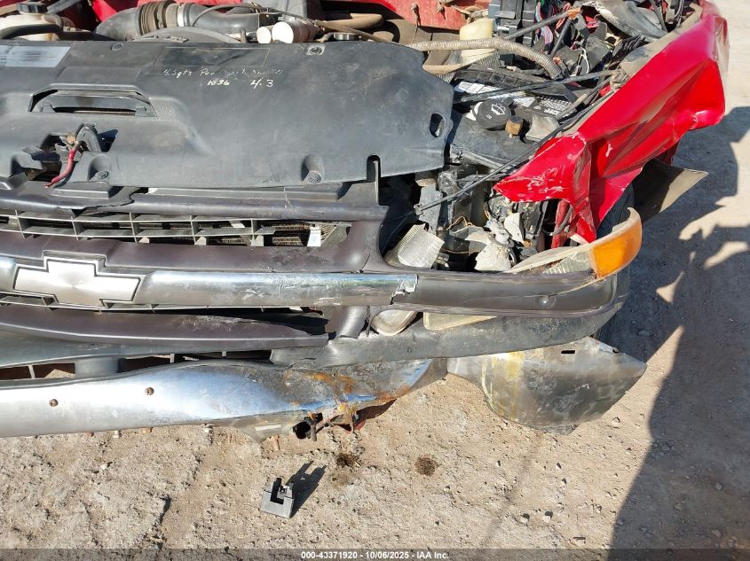 2002 Chevrolet Silverado 1500 VIN: 1GCEC14WX2Z164081 Lot: 43371920