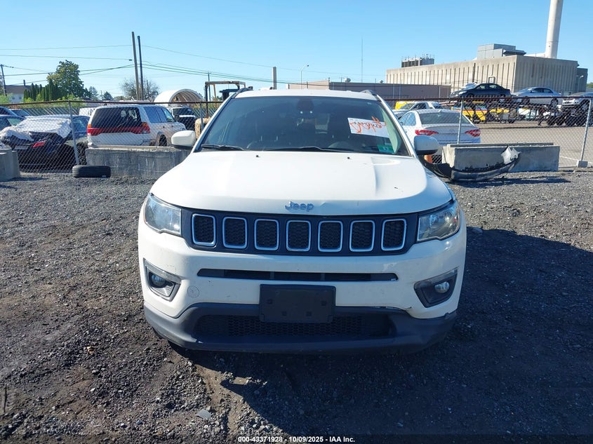 2018 Jeep Compass Latitude 4X4 VIN: 3C4NJDBB3JT483660 Lot: 43371928