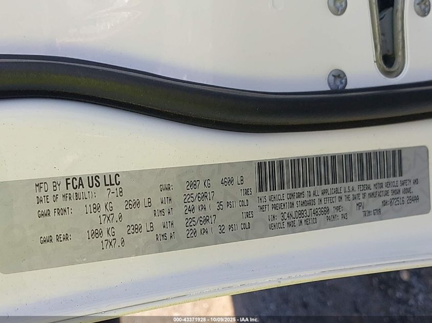 2018 Jeep Compass Latitude 4X4 VIN: 3C4NJDBB3JT483660 Lot: 43371928