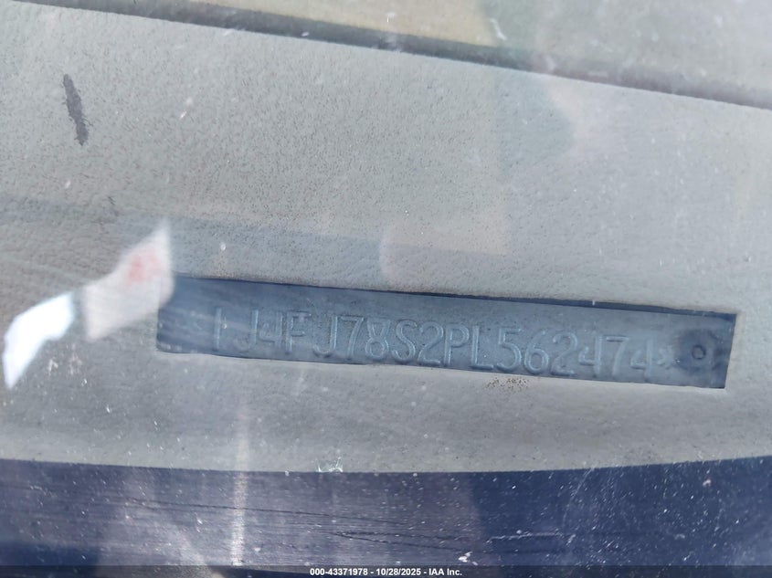 1993 Jeep Cherokee Country VIN: 1J4FJ78S2PL562474 Lot: 43371978