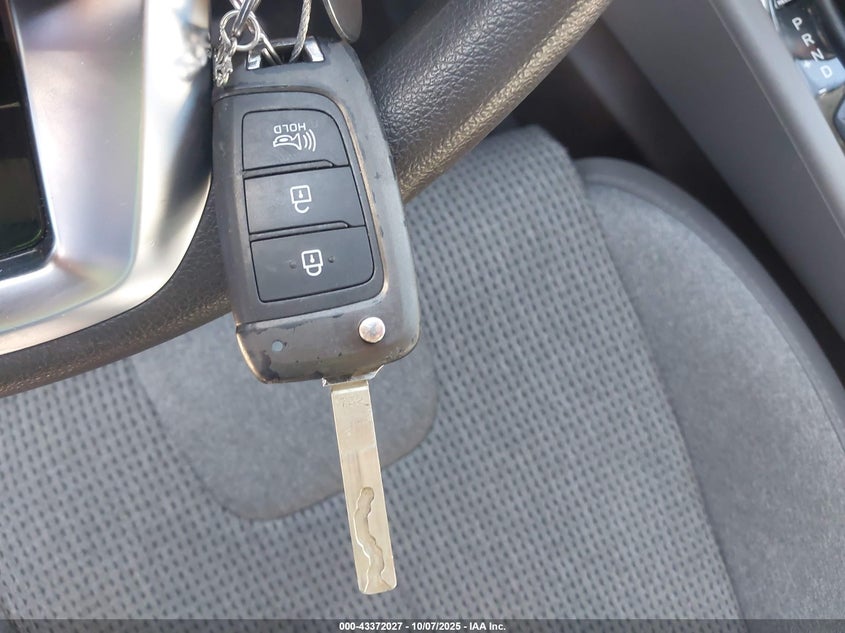 2020 HYUNDAI SANTA FE SE 5NMS2CADXLH225567