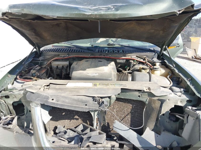 2004 Ford Expedition Eddie Bauer VIN: 1FMRU17W84LB34749 Lot: 43372043