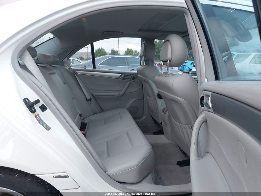 2005 Mercedes-Benz C 230 Kompressor Sport VIN: WDBRF40J55F621937 Lot: 43372067