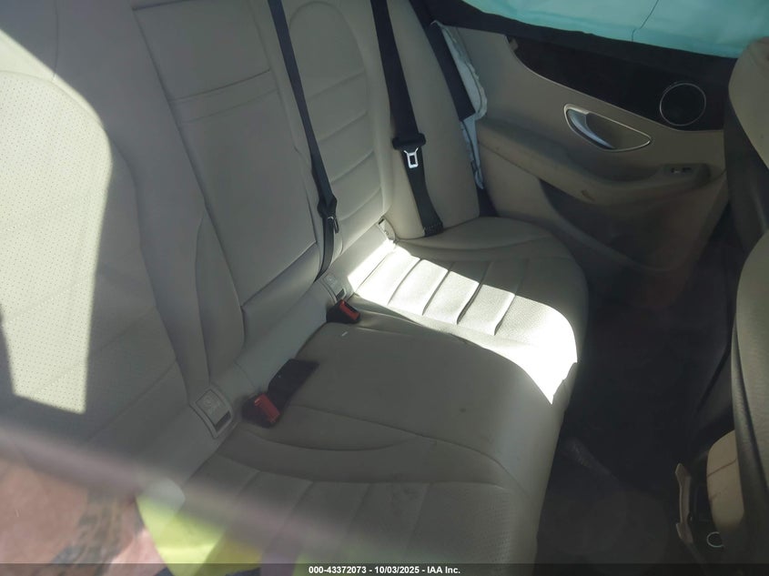2016 MERCEDES-BENZ C 300 55SWF4JB0GU103378