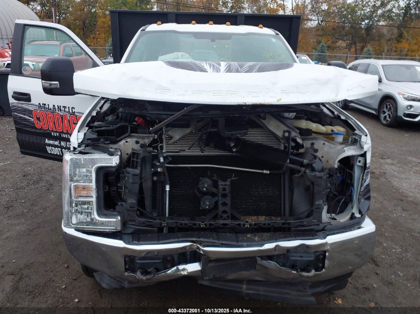 2019 Ford F-350 Chassis Xl VIN: 1FDRF3H68KEG62894 Lot: 43372081