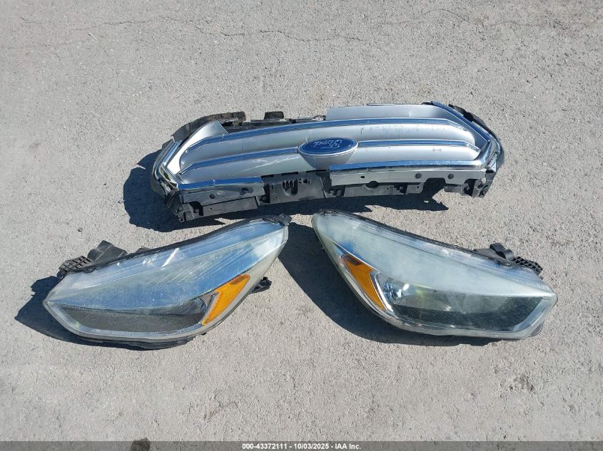 2017 Ford Escape Se VIN: 1FMCU9GD9HUD63802 Lot: 43372111