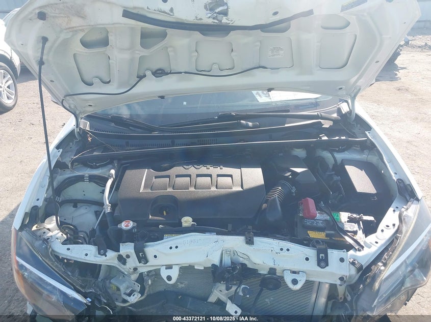 2018 Toyota Corolla Le VIN: 2T1BURHE9JC073148 Lot: 43372121