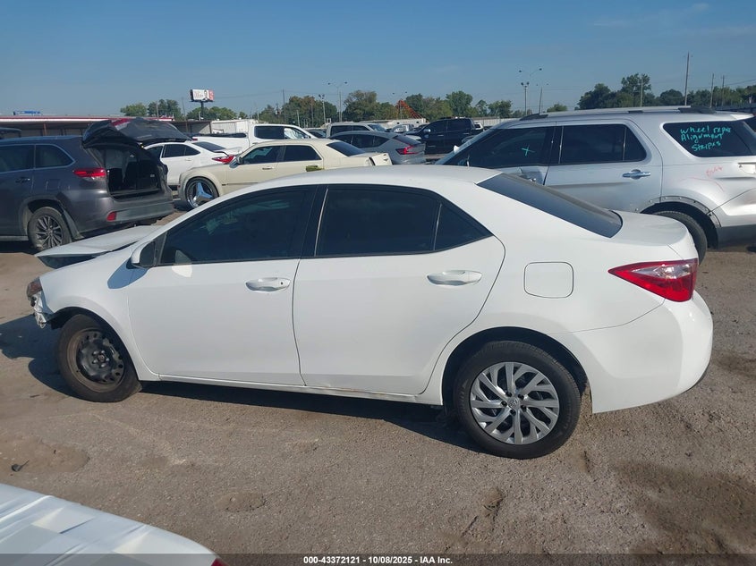 2018 Toyota Corolla Le VIN: 2T1BURHE9JC073148 Lot: 43372121