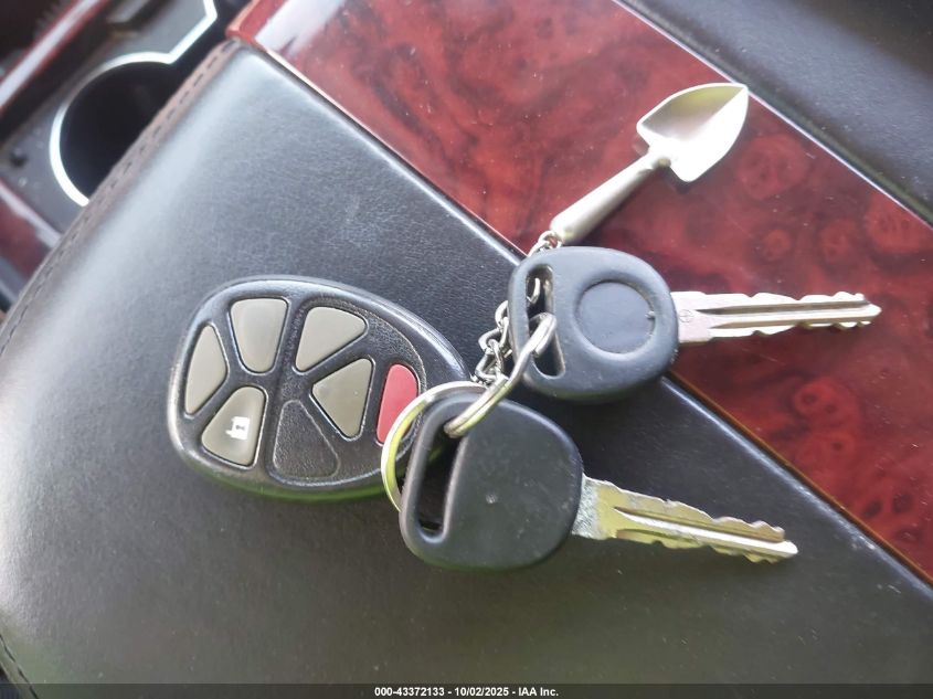 2007 Cadillac Escalade Standard VIN: 1GYFK638X7R297464 Lot: 43372133