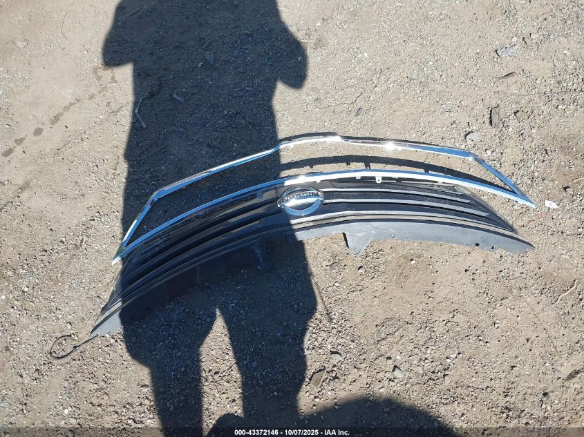 2011 Nissan Versa 1.8S VIN: 3N1BC1CP1BL510476 Lot: 43372146