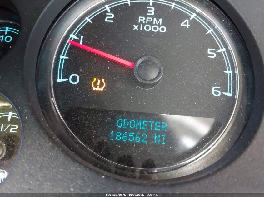 2008 Chevrolet Tahoe Lt VIN: 1GNFK13038J135704 Lot: 43372175