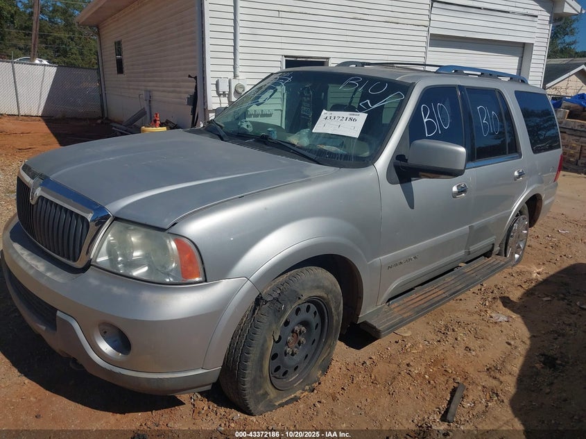 2004 Lincoln Navigator Ultimate silver other gasoline 5LMFU28R84LJ25564 photo #3