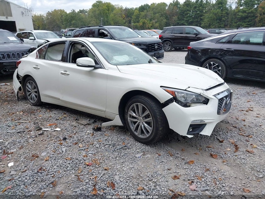 INFINITI Q50 PURE AWD