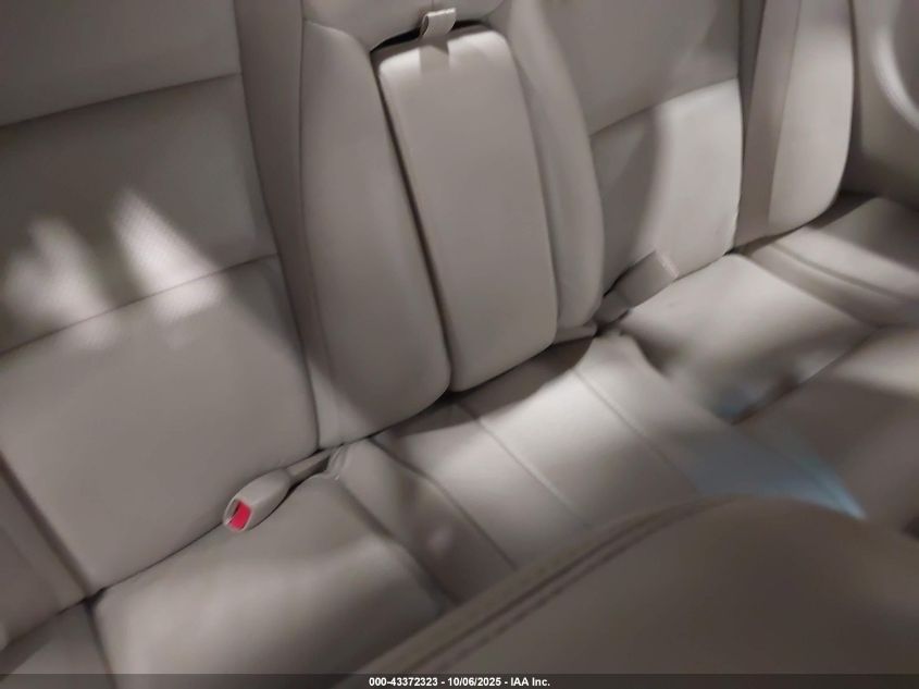 2001 Cadillac Eldorado Etc VIN: 1G6ET12901B106570 Lot: 43372323