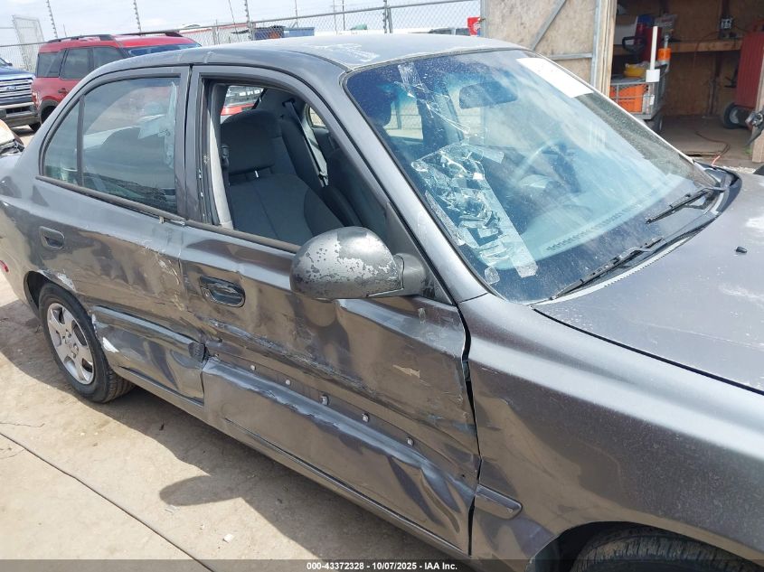 2005 Hyundai Accent Gls VIN: KMHCG45C85U604815 Lot: 43372328