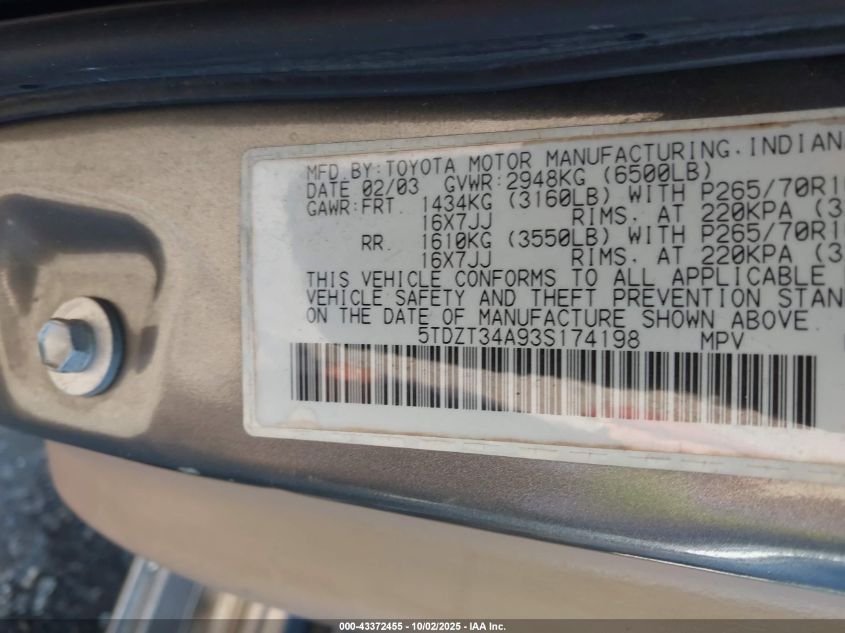 2003 Toyota Sequoia Sr5 V8 VIN: 5TDZT34A93S174198 Lot: 43372455