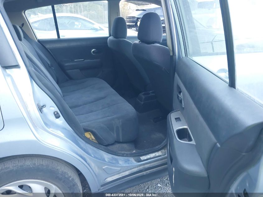 2009 Nissan Versa 1.8S VIN: 3N1BC13E19L452877 Lot: 43372581