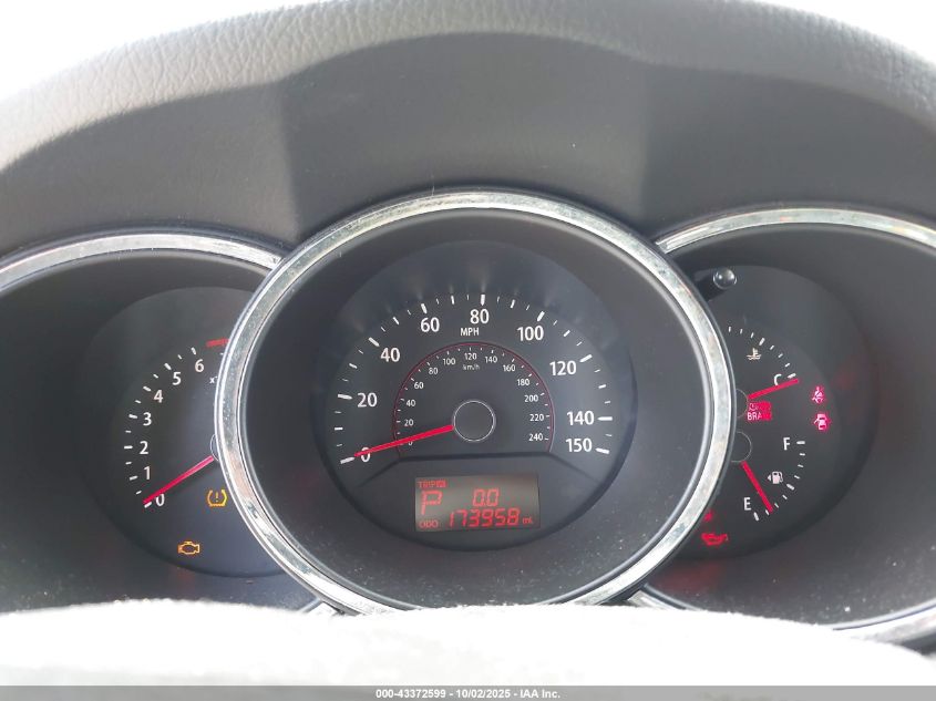 2011 Kia Sorento Lx VIN: 5XYKT4A12BG093485 Lot: 43372599