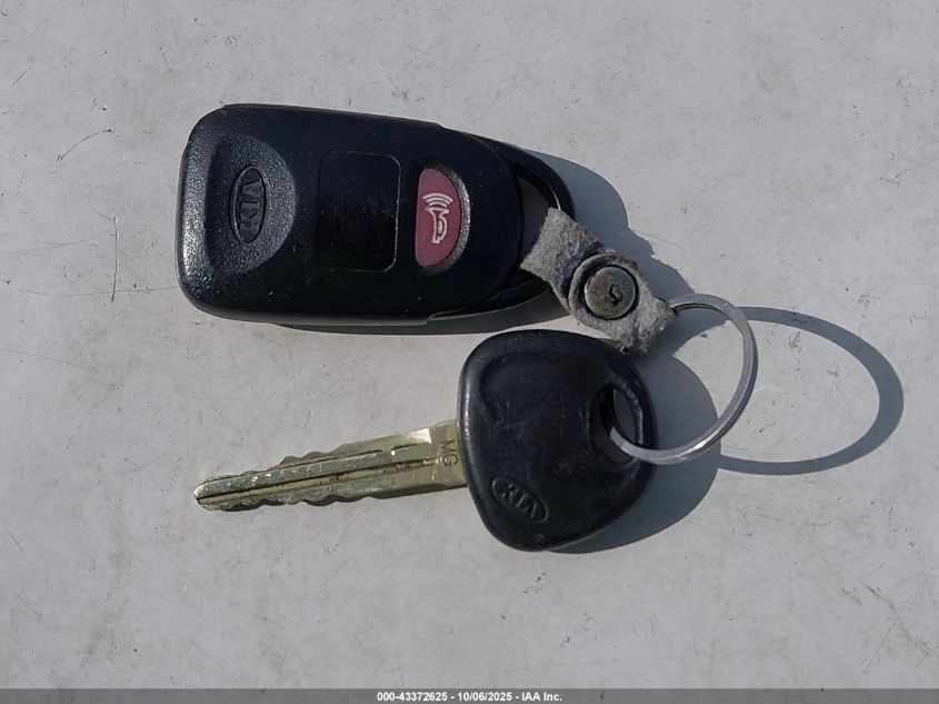 2008 Kia Optima Lx VIN: KNAGE123885184029 Lot: 43372625