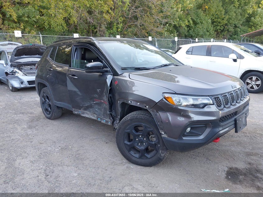 JEEP COMPASS TRAILHAWK 4X4