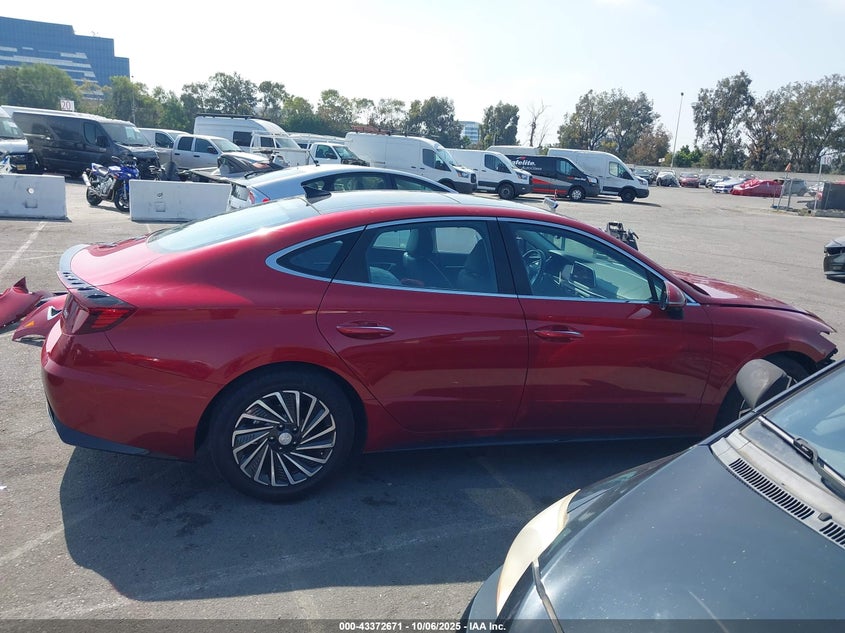 2023 Hyundai Sonata Hybrid Limited VIN: KMHL54JJ9PA061814 Lot: 43372671