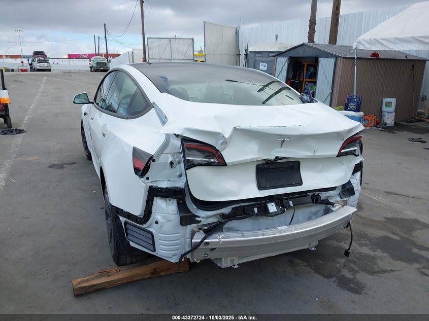 2022 Tesla Model 3 Rear-Wheel Drive VIN: 5YJ3E1EA8NF245112 Lot: 43372724